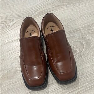 Boys dress shoes